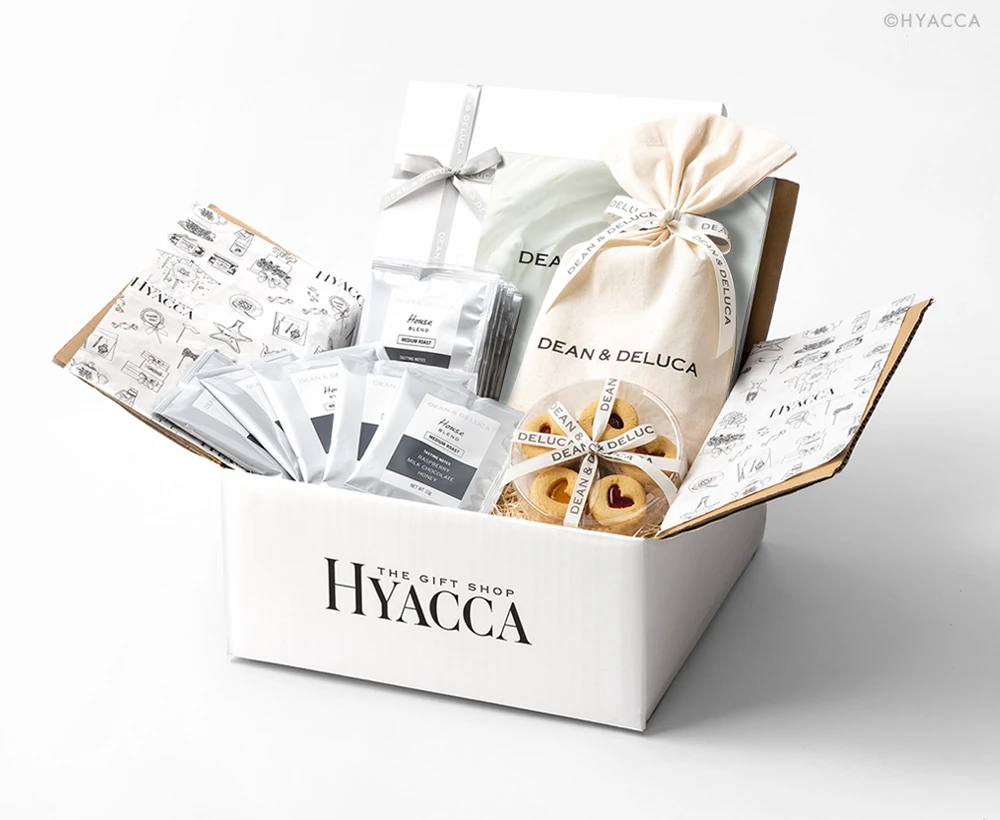 結婚式の引き出物の相場は？ 親族・上司・友人・夫婦などゲスト別の金額を大調査！マイナビウエディング