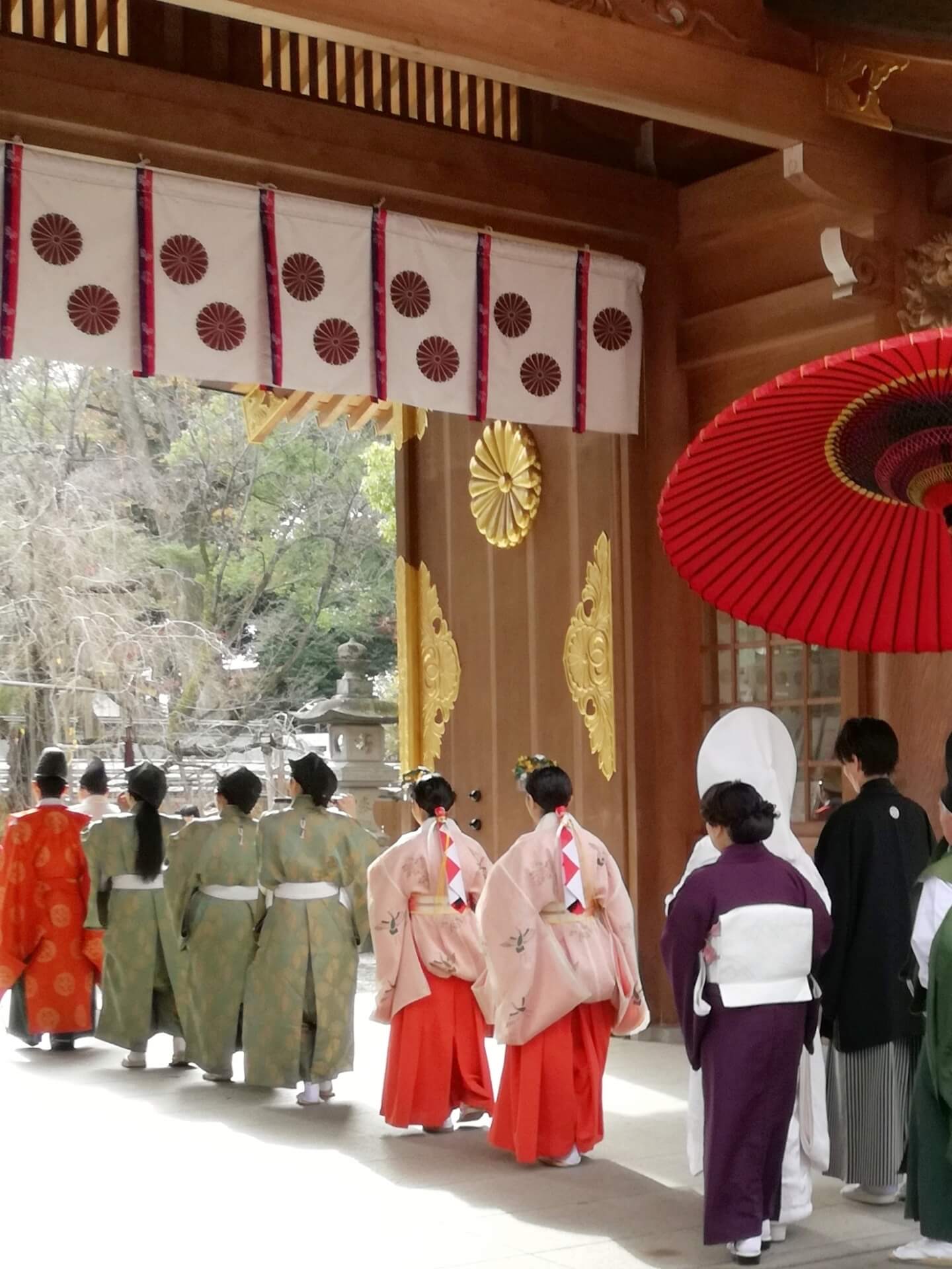 舞殿結婚式八坂神社常磐新殿