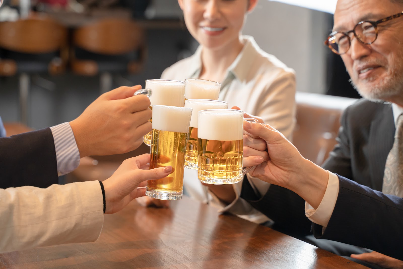 式次第の書き方や例文って？ 式次第の意味から司会進行で使える例文もご紹介公式 難波の宴会 道頓堀ホテル 6,000円 3時間飲放