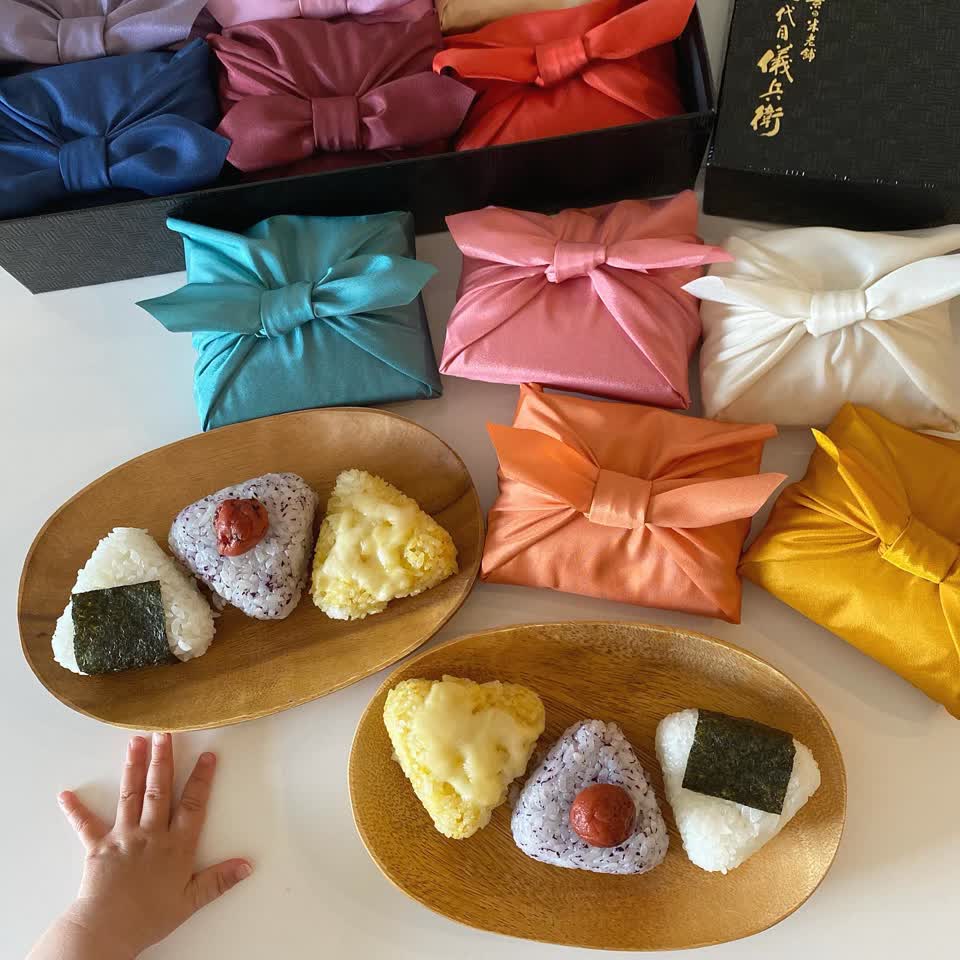 縁起物・プチギフト沖縄サーターアンダギー専門店