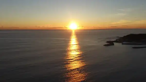 初日の出、北海道より千葉の方が早いのはなぜ？意外と知らない初日の出の豆知識ウォーカープラス