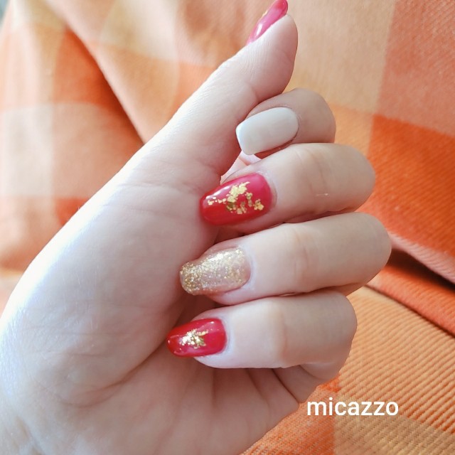 お正月ネイル フレンチとカラー追加とホログラム追加とストーン 7000円 デザイン追加、追加パーツ類ネイル フフラ所属・nail fufla♡yamane♡のネイルデザイン 20180831134403 ミニモ