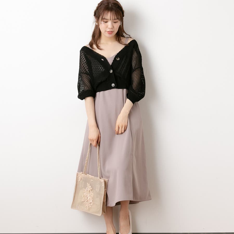 ミニスカートを履く女性の心理10選彼女がデートで足を露出する理由は？BELCY