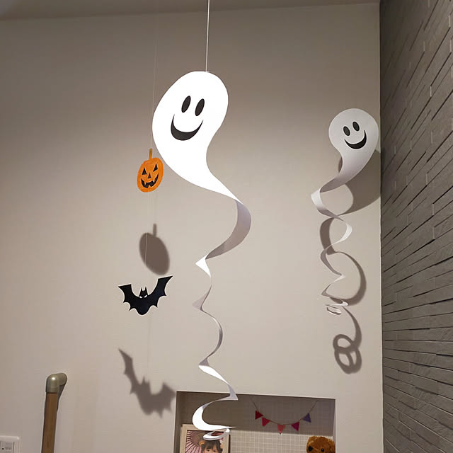 ハロウィンの壁面飾り制作に 折り紙ペーパーファンの作り方！黒とオレンジ使っておけば間違いない！！ちょちょいの工作部屋