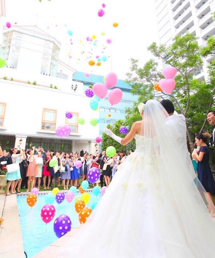 結婚式の演出のひとつ😻 .結婚式演出 結婚式準備 花嫁 ウェディングドレス タキシード 花嫁姿 花嫁レポプレ花嫁 卒花さん教えてください富山結婚式 結婚式レポ結婚式アレンジブーケトスの代わりブーケトス 結婚式相談 富山花嫁 キティ @kotobuki_wedding