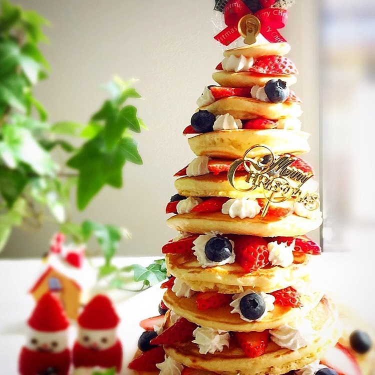 デコペンとシュガーコーンで作るクリスマスツリーHiroMaruの美味しいスイーツ