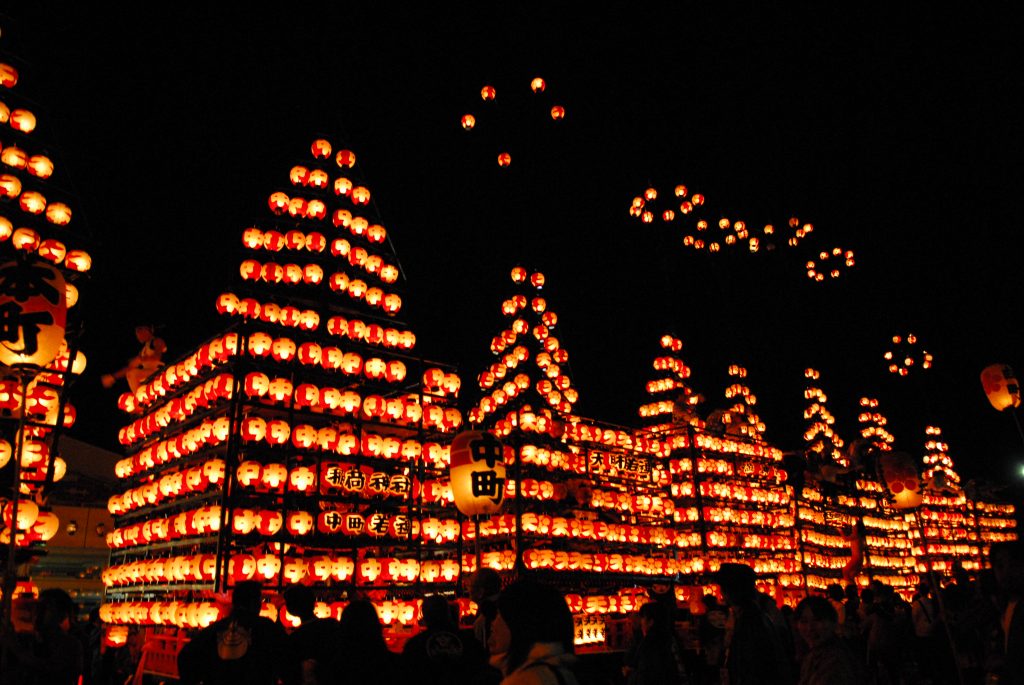 提灯行列 : 愛媛県 松山市 建築設計事務所 YAD