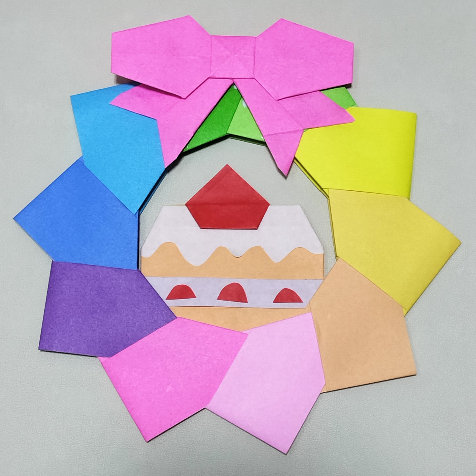 誕生日の折り紙 ろうそくの作り方折り方は簡単！平面だからケーキの飾り付けにもピッタリ♪│子供と楽しむ折り紙・工作