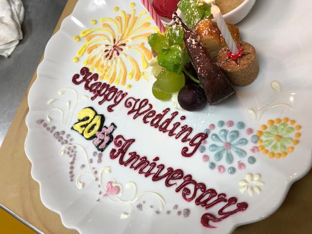 ケーキトッパー Happy Wedding 結婚式 ハート型 セット メッセージプレート おしゃれ ウッド ウェディングケーキ ブライダル 新郎 新婦花嫁 飾り : Fracci - 通販 - Yahoo!ショッピング