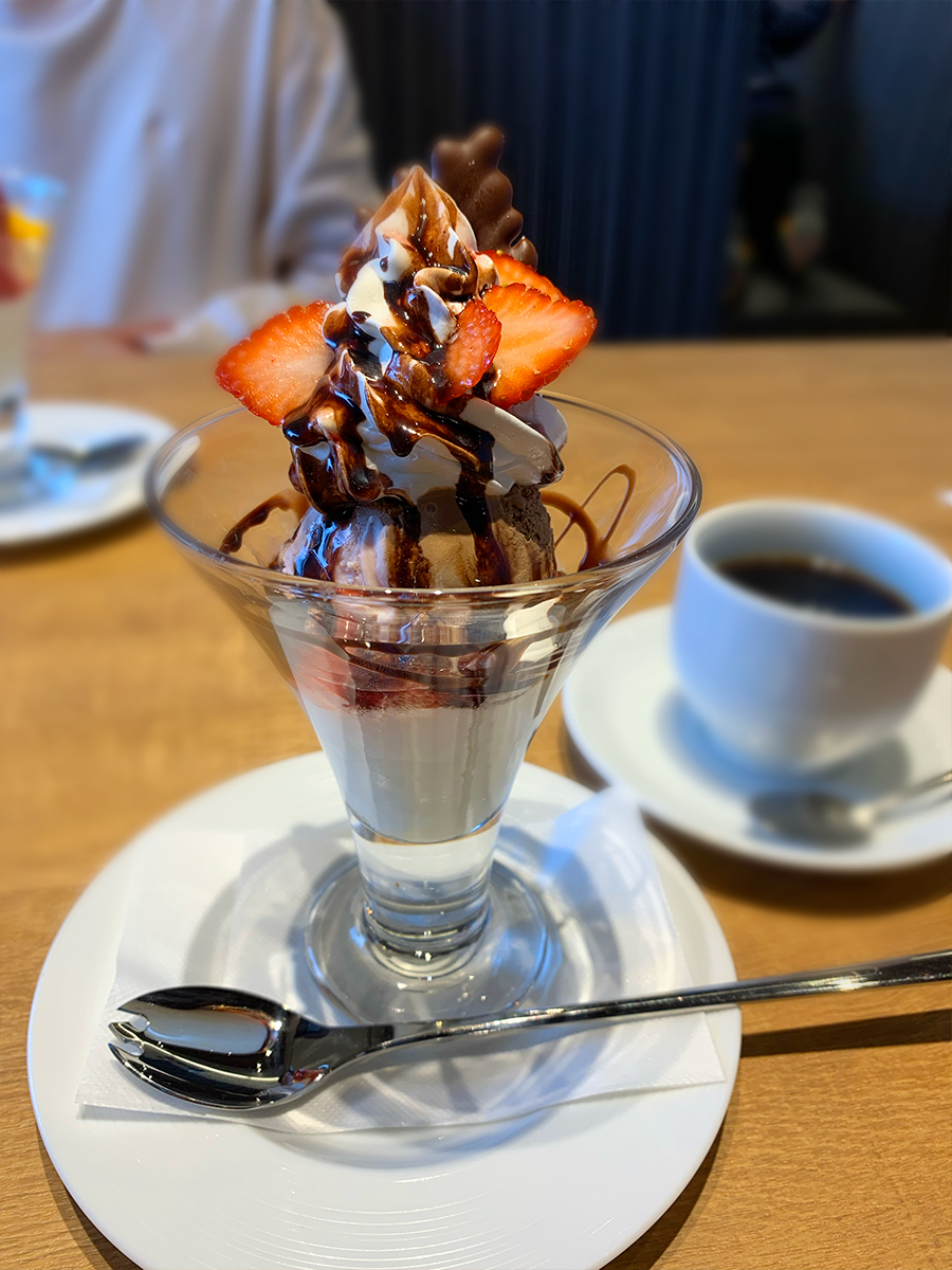 カフェ＆レストランうふふ 長住店