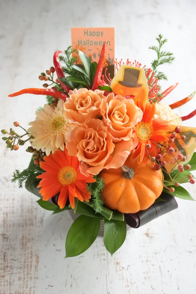 ハロウィンに飾りたいフラワー・アレンジメントやリース♪ - inzak