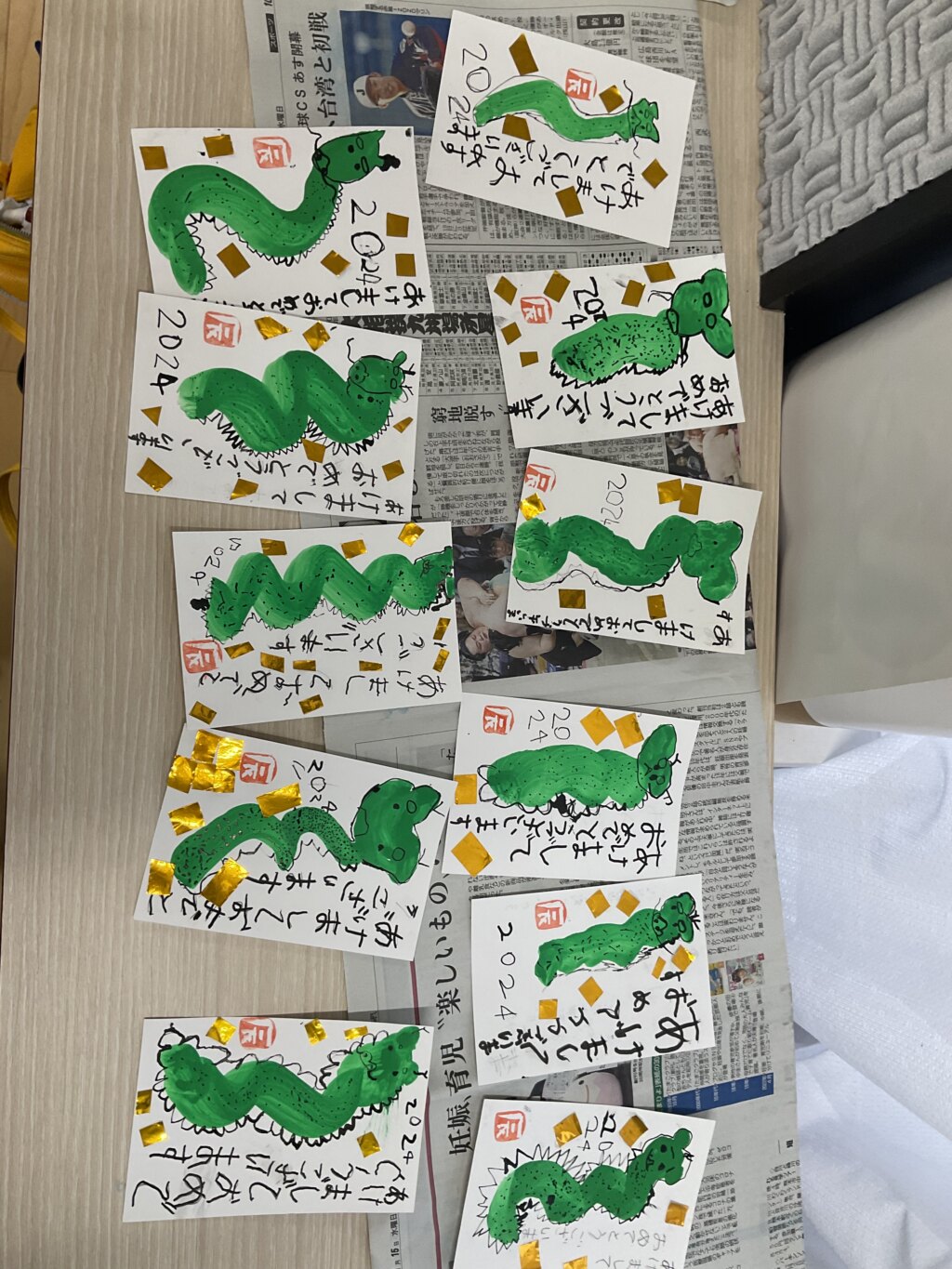 制作 2025年保育園で真似できる手作り年賀状アイディア 保育園 幼稚園