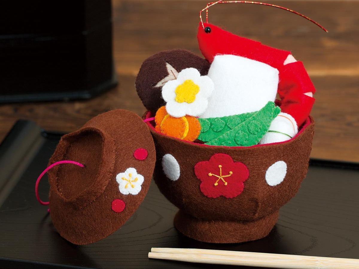 手作りハート型バレンタインリースの作り方 フェルト・紙・リボンInterior Design Box 海外の使えるインテリア術