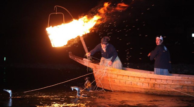 飛騨市の花火大会3選🎆※追記あり 8月開催‼️✨ 『2025飛騨市の花火大会３選』をご紹介します✨ ———・———・———・——— 〇飛騨宮川こいこい花火大会〇 8 30 土※8月10日が荒天だった為延期となりました 駐車場：みやがわスポーツ公園 〇飛騨古川花火大会〇 8 13 水