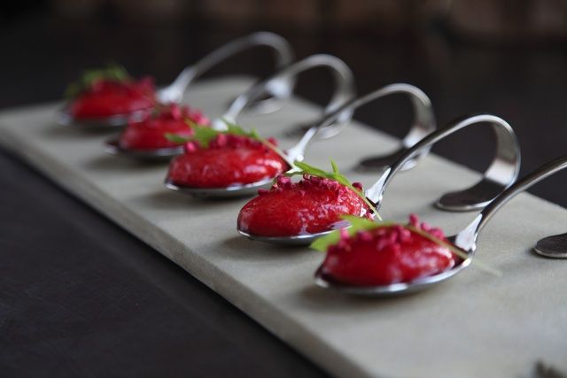 ファーストバイトのスプーンはどんなものがおすすめ？先輩花嫁のアイデアから学ぼう！結婚ラジオ結婚スタイルマガジン