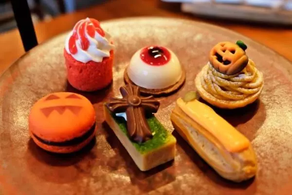 ハロウィンアフタヌーンティー 紫芋モンブランタルト等全11種+秋のカフェフリー+チーズフォンデュおかわり可・メッセージ アジアンダイニング SEANA銀座店 シーナ <銀座>OZmallレストラン予約