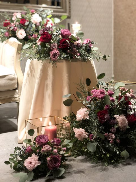 結婚式を華やかに―会場装花のコーディネイトと費用をおさえるポイント今どきウェディングの最新情報と結婚準備完全ガイド「Pridal