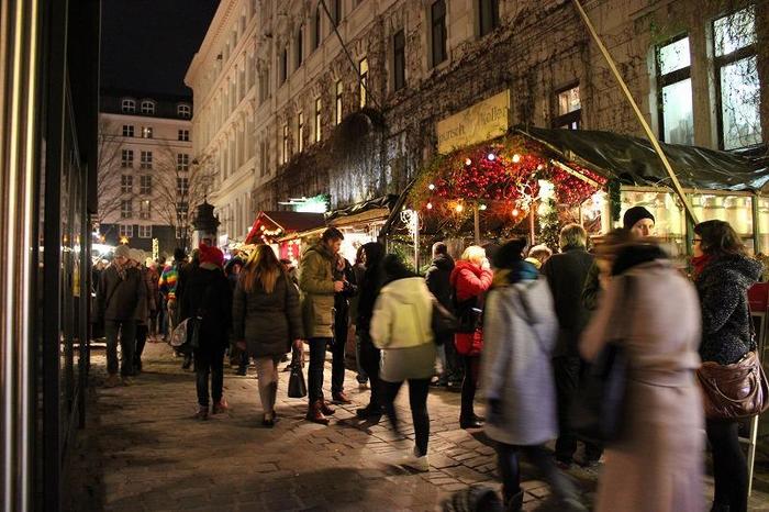 Spittelberg シュピッテルベルク のクリスマス市 2022年- ウィーンの街を公認ガイドと歩いてみませんか