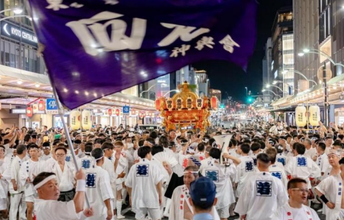 日本のことば事典 「お神輿 みこし 」 - 日本の観光メディアMATCHA