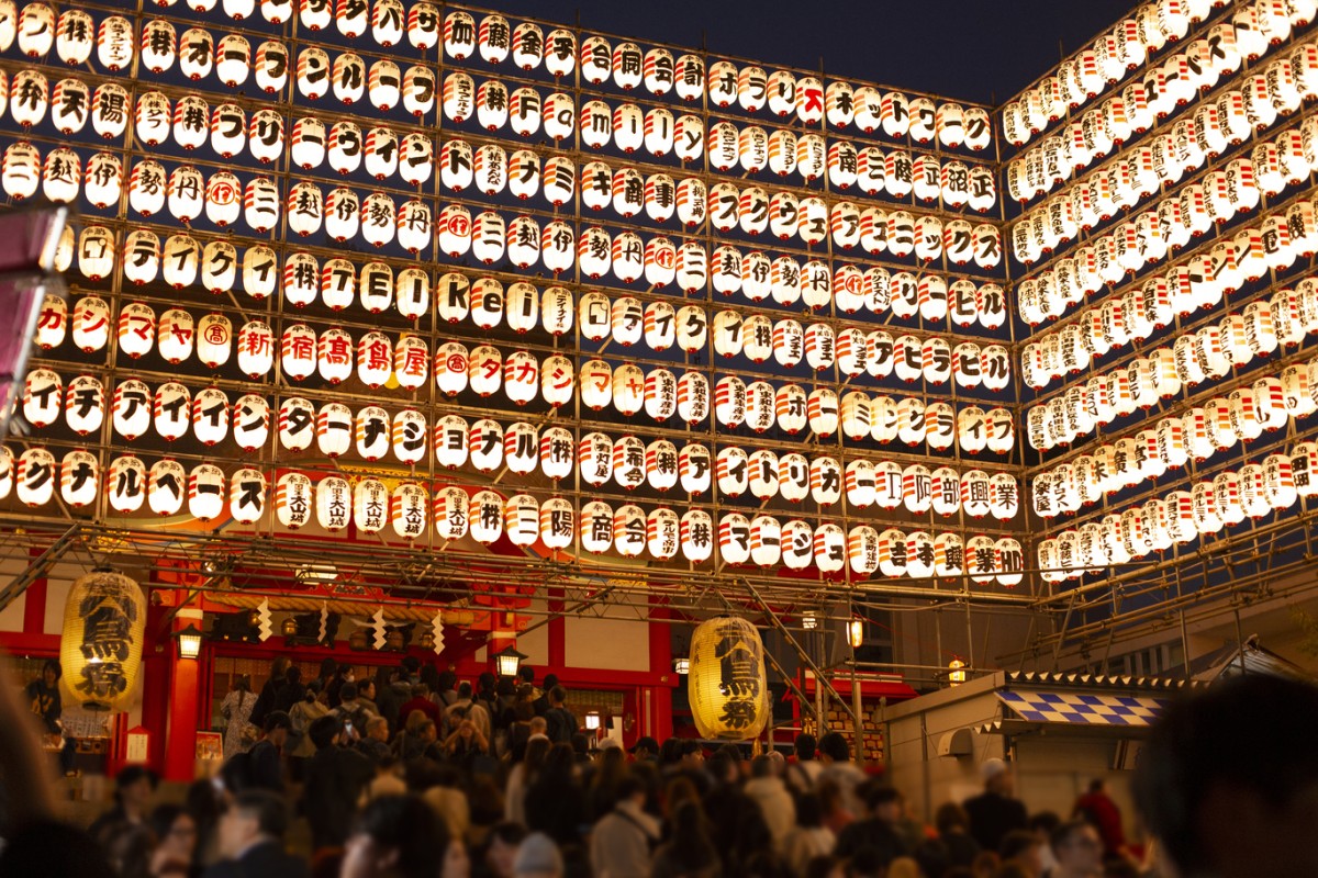 今週末開催！新宿・花園神社、2023年酉の市は？前夜祭が狙い目！熊手市に屋台グルメも♪株式会社オマツリジャパン