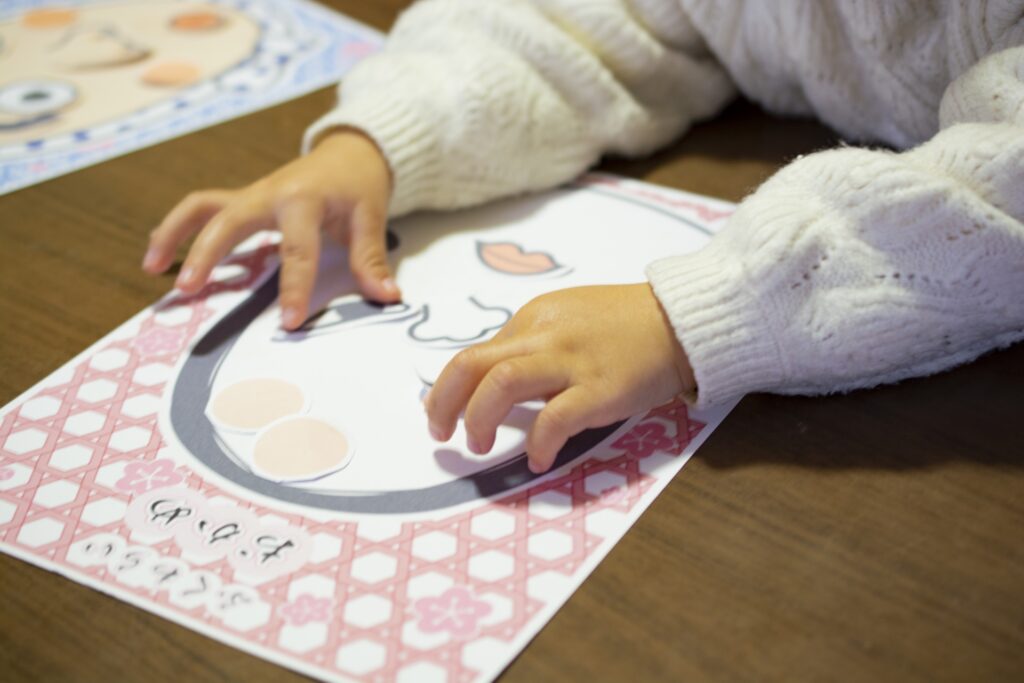 無料テンプレート 手づくり福笑い 2023年はうさぎだるまで初笑い！あなっぽこブログ