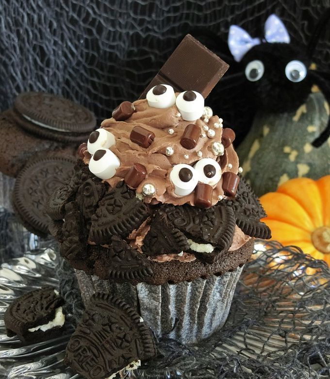 怖いけどキュート！ハロウィン風「デコカップケーキ」を作ろうフーディストノート