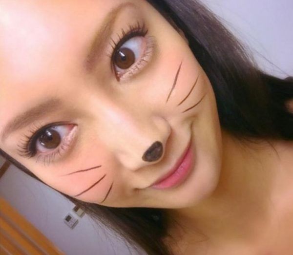 ハロウィン☆アイライナーを使った簡単！猫メイクC CHANNEL