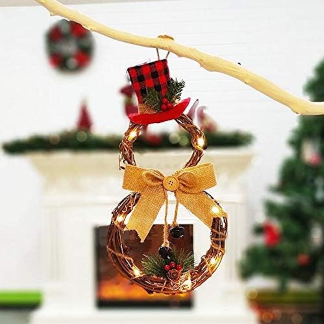 壁面飾り クリスマスの壁面 かんたん折り紙で作るクリスマスツリー壁面飾り 音声解説あり