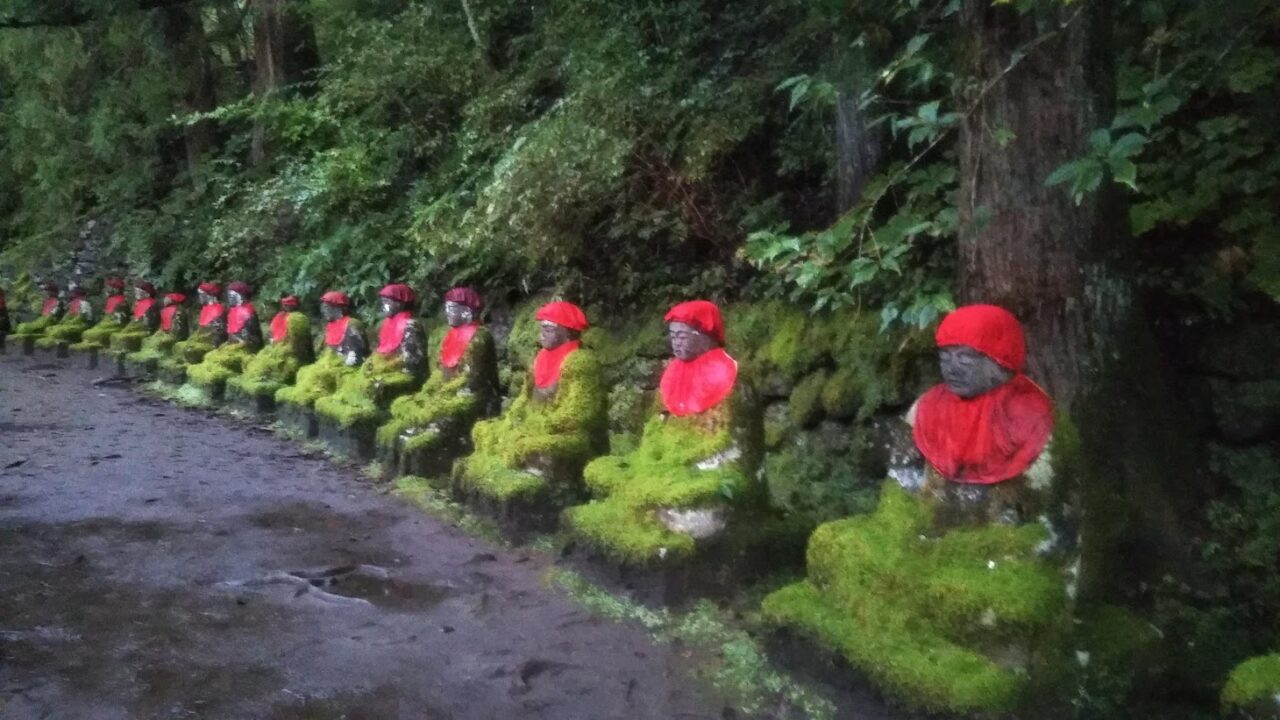 慈雲寺並び地蔵・化け地蔵見どころ - 日光市 栃木県Omairi おまいり
