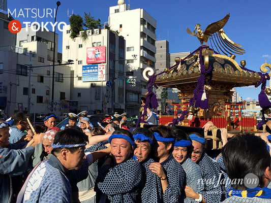 令和６年江東区＜亀戸香取神社＞神幸大祭本社こんにゃく神輿渡御 香取大門通り ＝宮入・還御