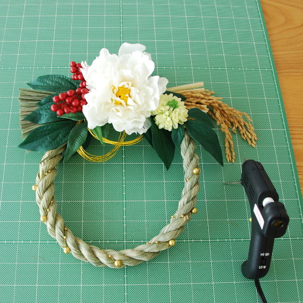 簡単にできる「しめ縄」の作り方とは？100均の材料で手作りしてみよう！HORTI by GreenSnap