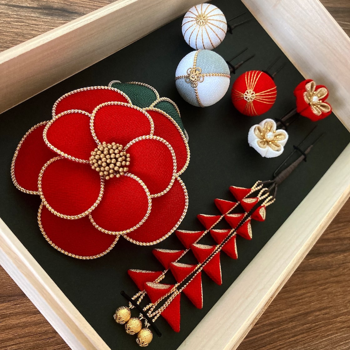 つまみ細工髪飾りを作る成人式、七五三、桃の節句、卒業、入学に使える作り方 diy ハンドメイドKanazashitsumamizaiku