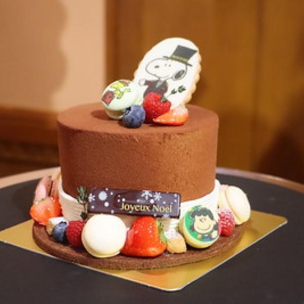 帝国ホテル大阪が希少苺「古都華」を使用したスペシャルケーキを含む全11種類を公開 シェフ「クリスマスはケーキも楽しんでください」 - サンスポ