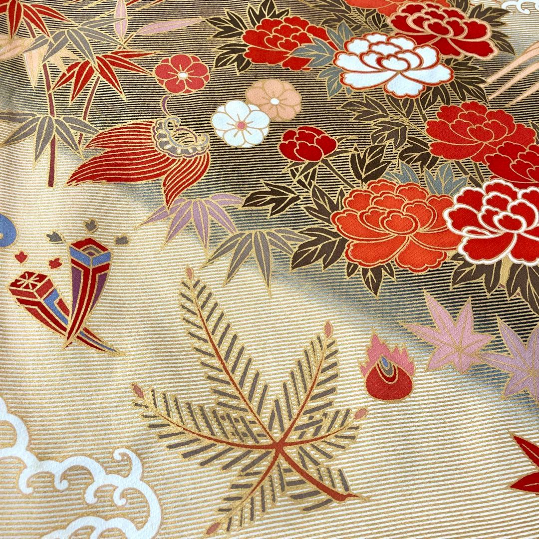 琳派涛波に鶴 引き振袖 005色打掛・白無垢の格安レンタル福岡・九州で和装の神社結婚式・和婚ならウェディングセレクト！和婚