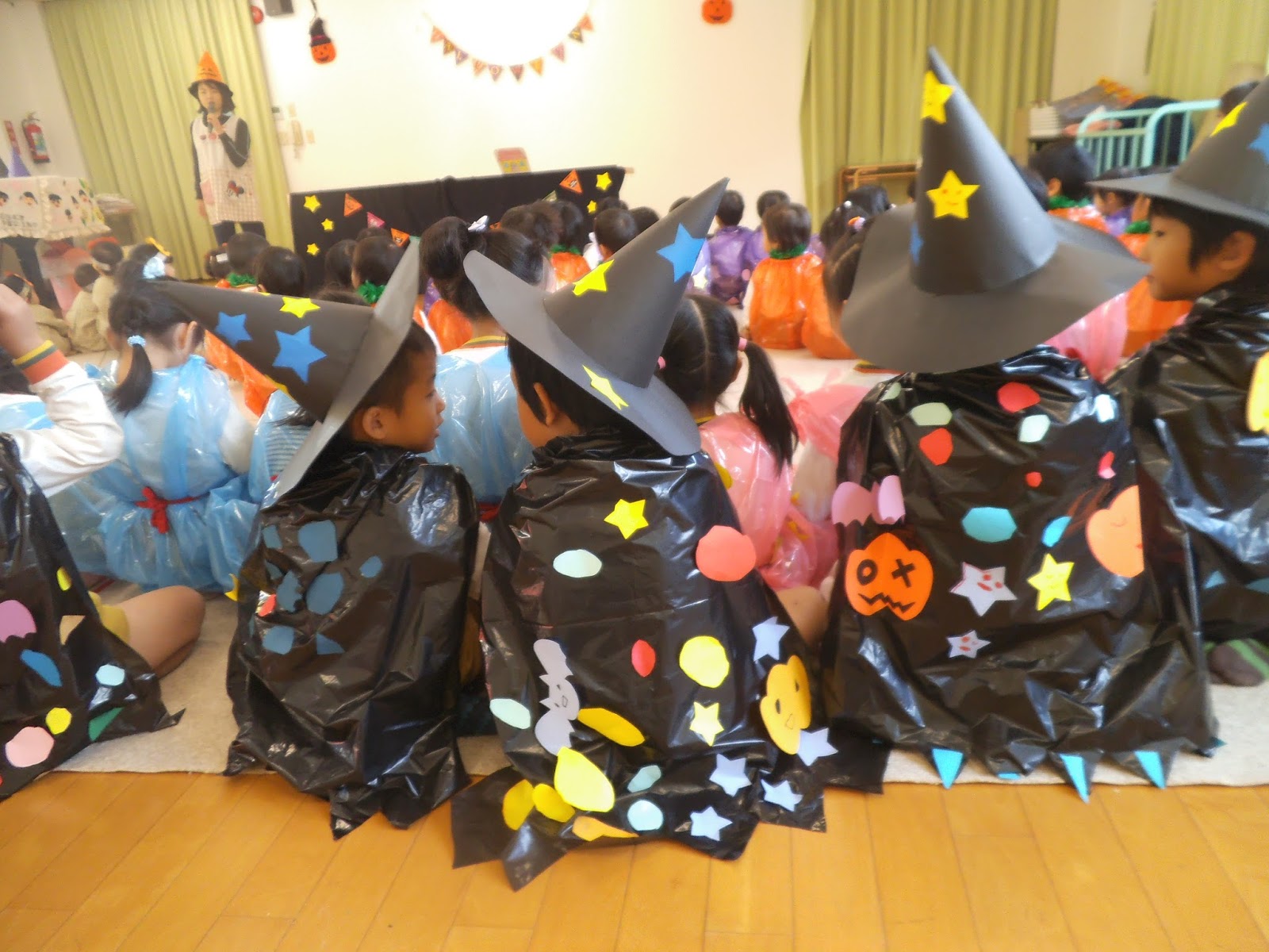 ハロウィン英語レッスンとろポポロ保育園