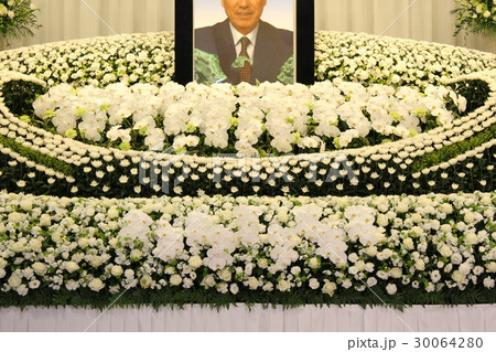 葬儀の花について～菊株式会社ビットバイビット