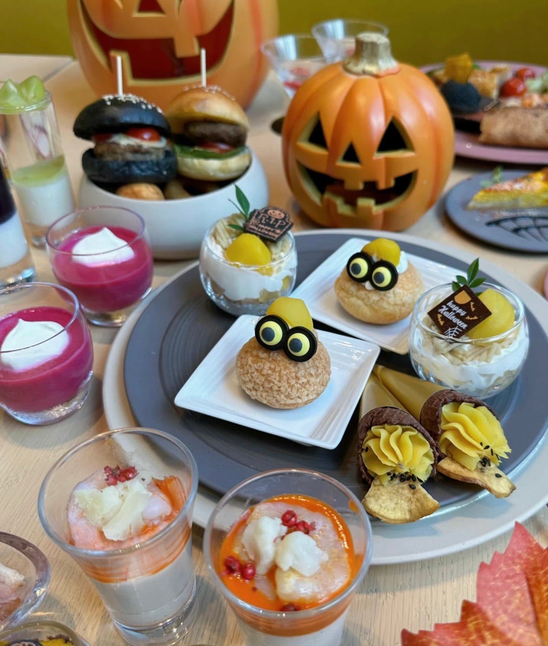 大阪の街がハロウィン一色に！限定グルメ＆DJナイトで盛り上がる「タイムアウトマーケット」 - Yahoo! JAPAN