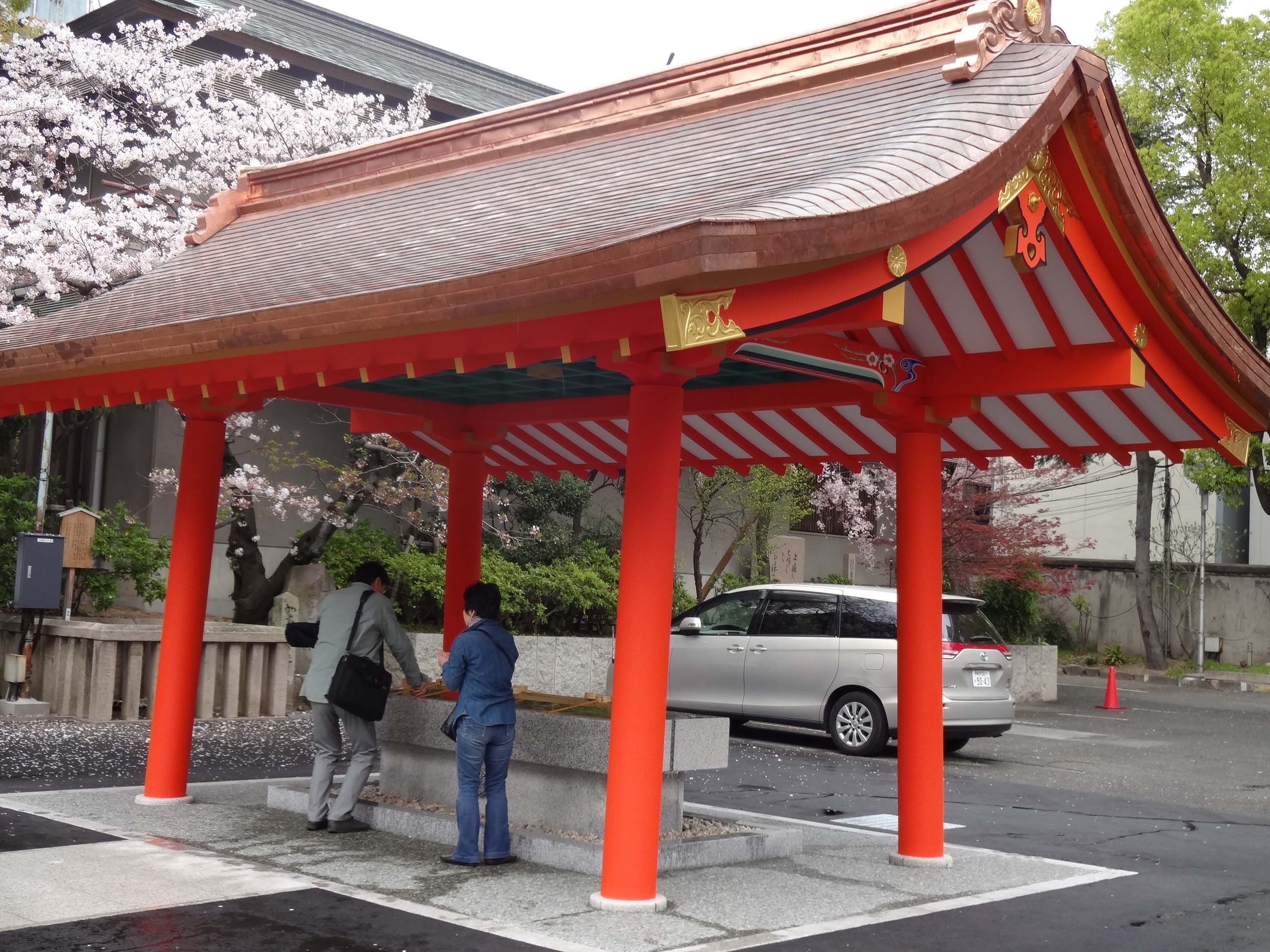 御裳神社 手水鉢の紫陽花 写真素材6028899- フォトライブラリ