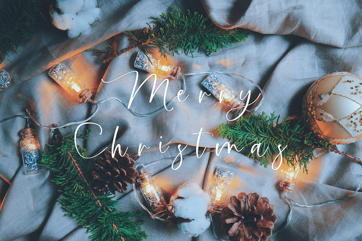 クリスマスツリーとプレゼント：イラスト無料