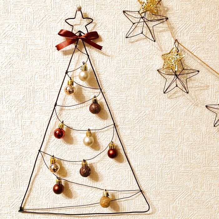 100均DIY 小さなクリスマスツリー アレンジメントの作り方 クリスマス手作り ダイソー セリア 100均造花