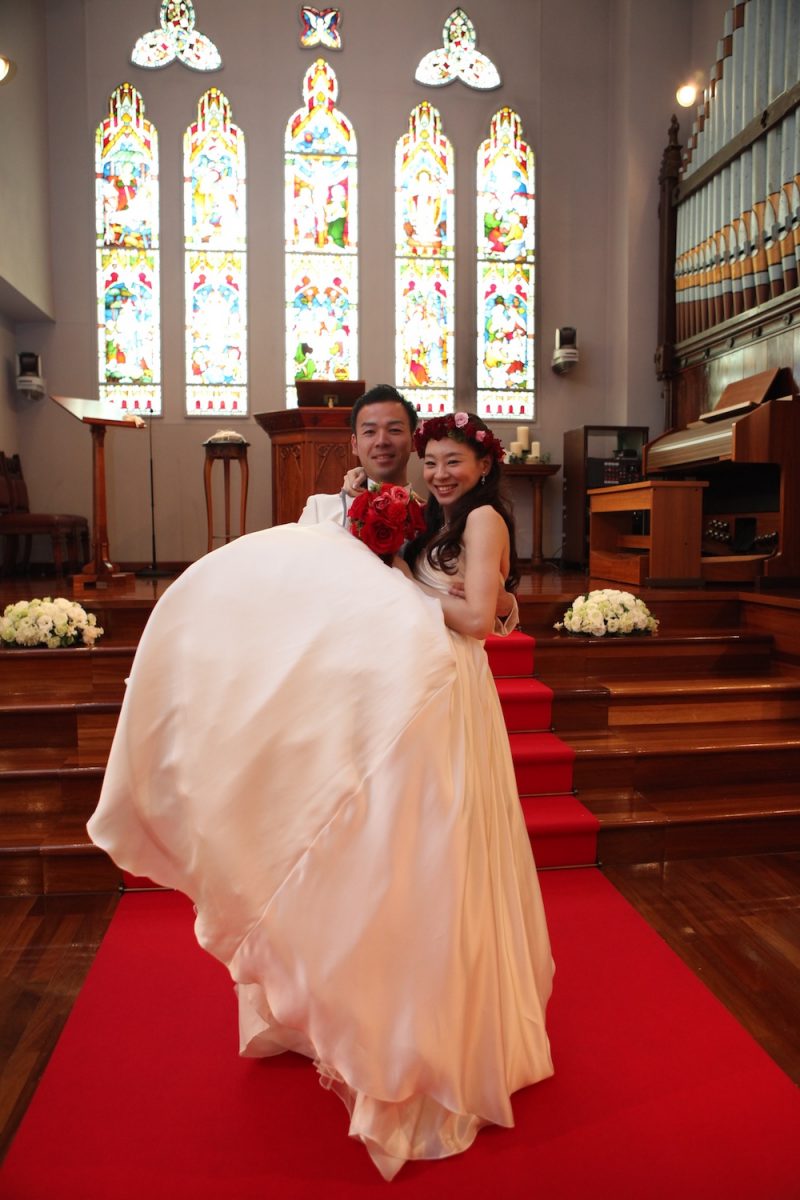 憧れのお姫様抱っこで思い出に残る結婚式を♪〜成功のポイントを伝授！〜京都の結婚式場 - 京都セントアンドリュース教会