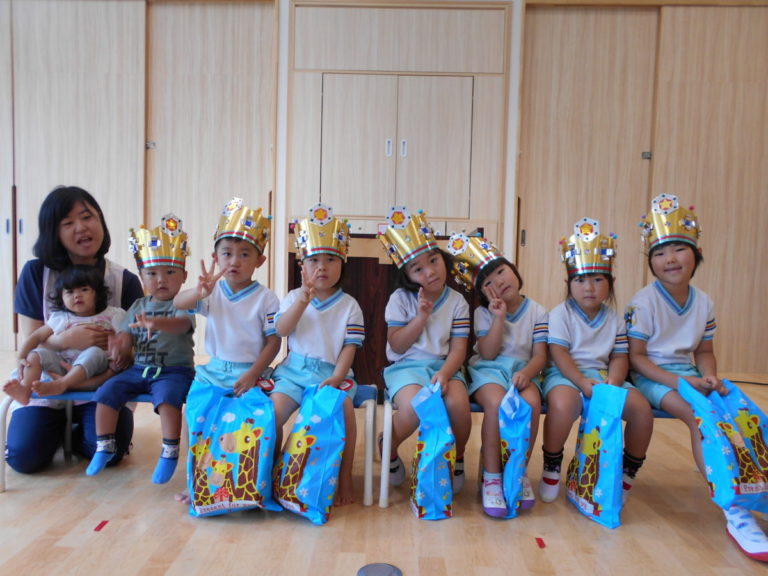 お誕生会」のアイデア 65 件誕生日会 出し物, ペープサート, 誕生日会