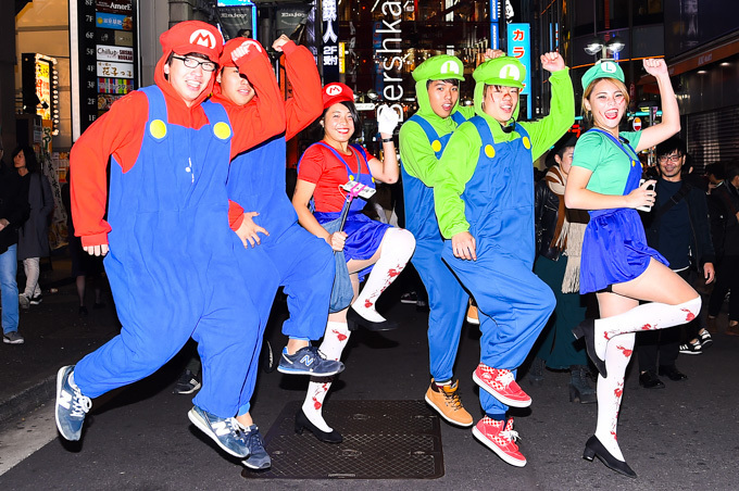 渋谷ハロウィン禁止で仮装行列はどこに流れる？池袋・品川・有楽町で警戒高まるビジネスジャーナル