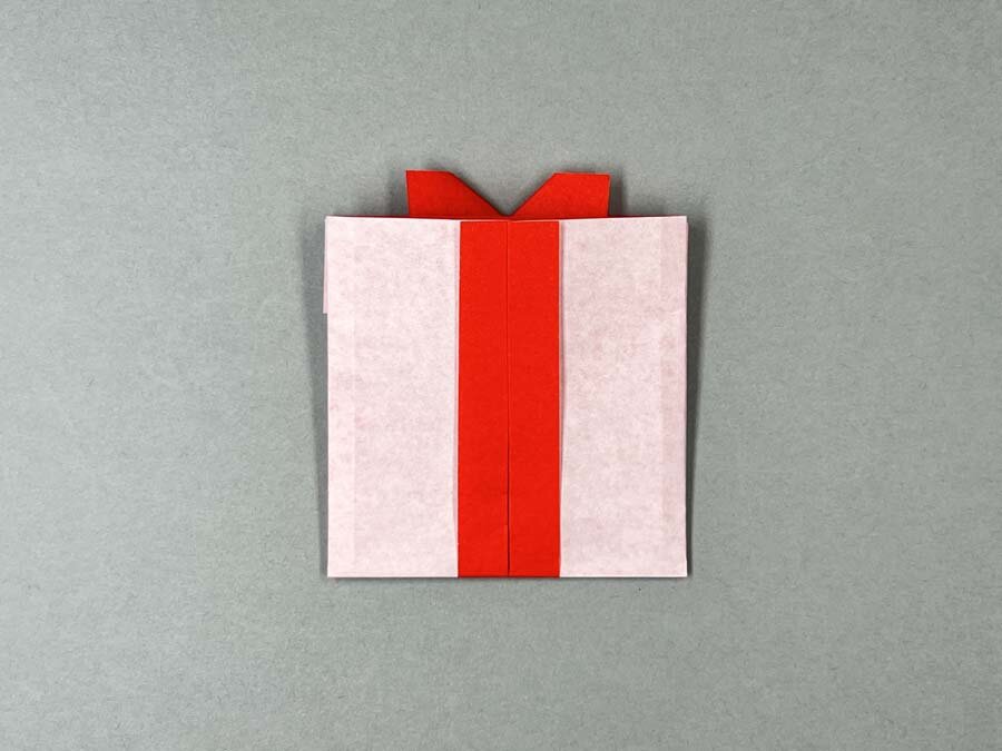 🍀origami♪Tutorial💓簡単折り紙ギフトボックス折り方💝🎁🎄 簡単だから折ってみてね😄🍀🍀🎀💕🎀💕🎀💕🎀💕🎀🍀おりがみ折り紙折り紙好きな人と繋がりたいじゅんこ origamilove折り紙教室沖縄折り紙作品折り紙製作折り紙楽しい脳トレ今日も楽しく