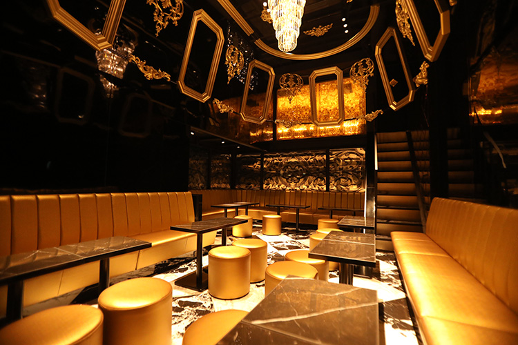 ホストクラブと造形集団が作る“炎とクリスタルの城” 『Lillion』を国内メディアへ貸し出し開始！株式会社エルコレ