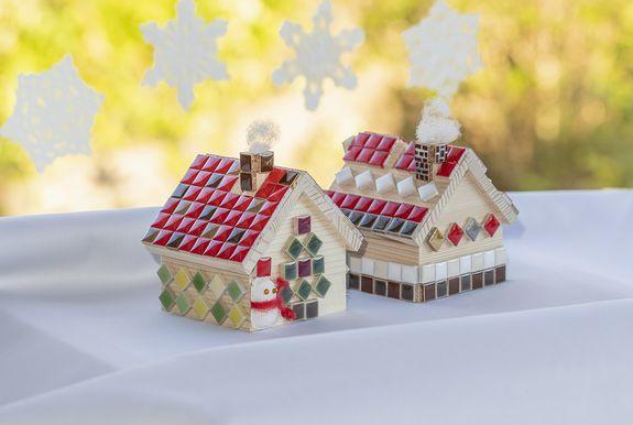 信楽焼・明山の サンタのおうちs15-31滋賀県ふるさと納税サイト「さとふる」