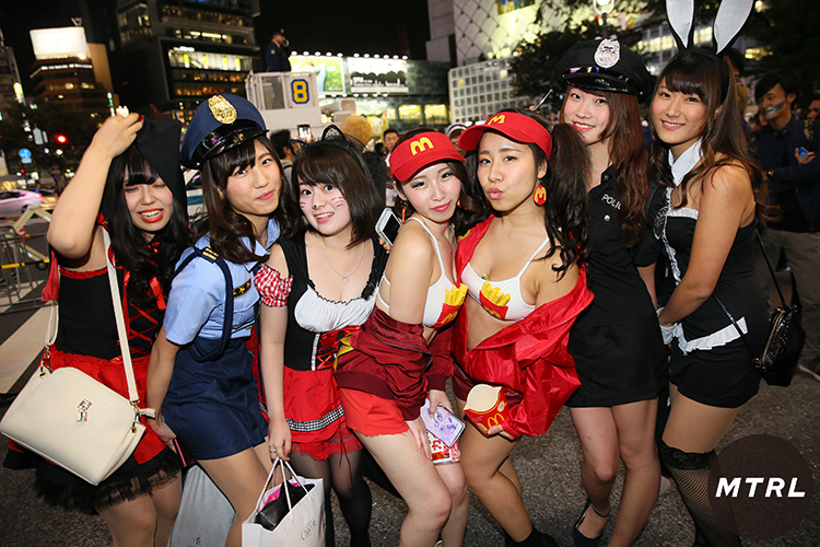 渋谷ハロウィン2022年レポート！ 人気衣装やコロナ前との違いについて