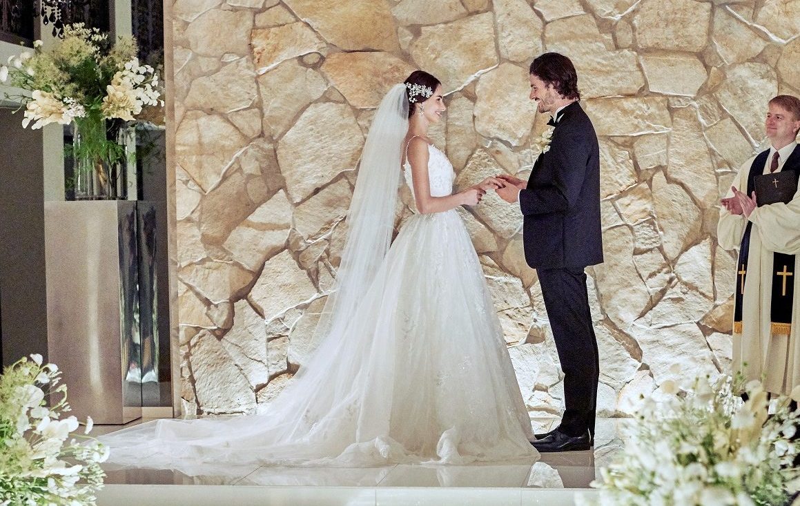 お子様と3人で挙げる思い出に残る結婚式ホテルロイヤルクラシック大阪の結婚式挙式実例結婚式場を探すならハナユメ