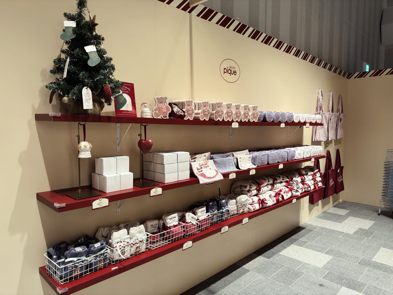 表参道で楽しむかわいいジェラピケクリスマス2024