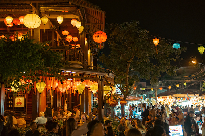 ベトナム最大の春祭りの目玉は、国内最長のランタンストリート!Vetterベトナム在住日本人向けメディア